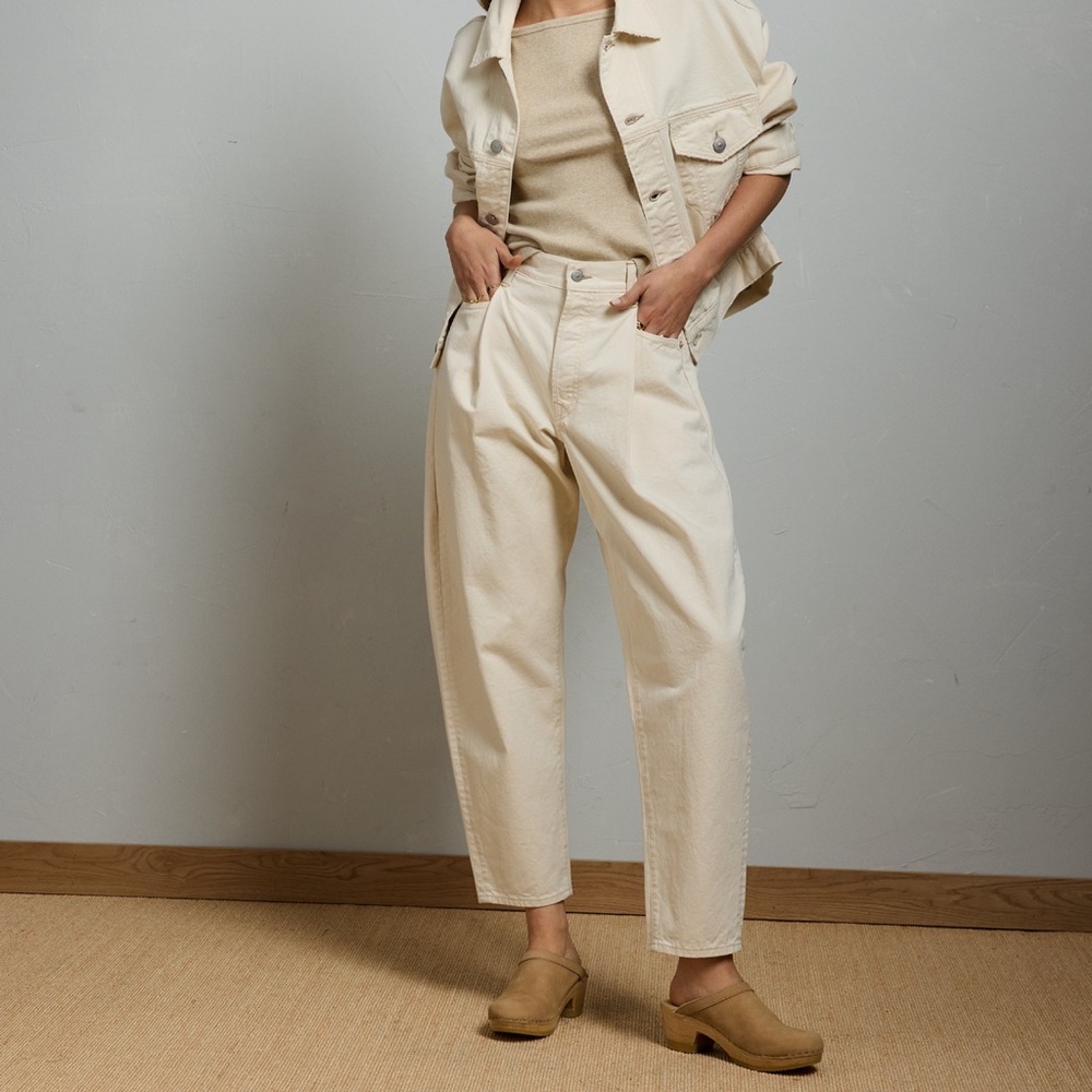 AE77 premium pleated barrel pants